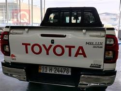 تويوتا هايلوكس